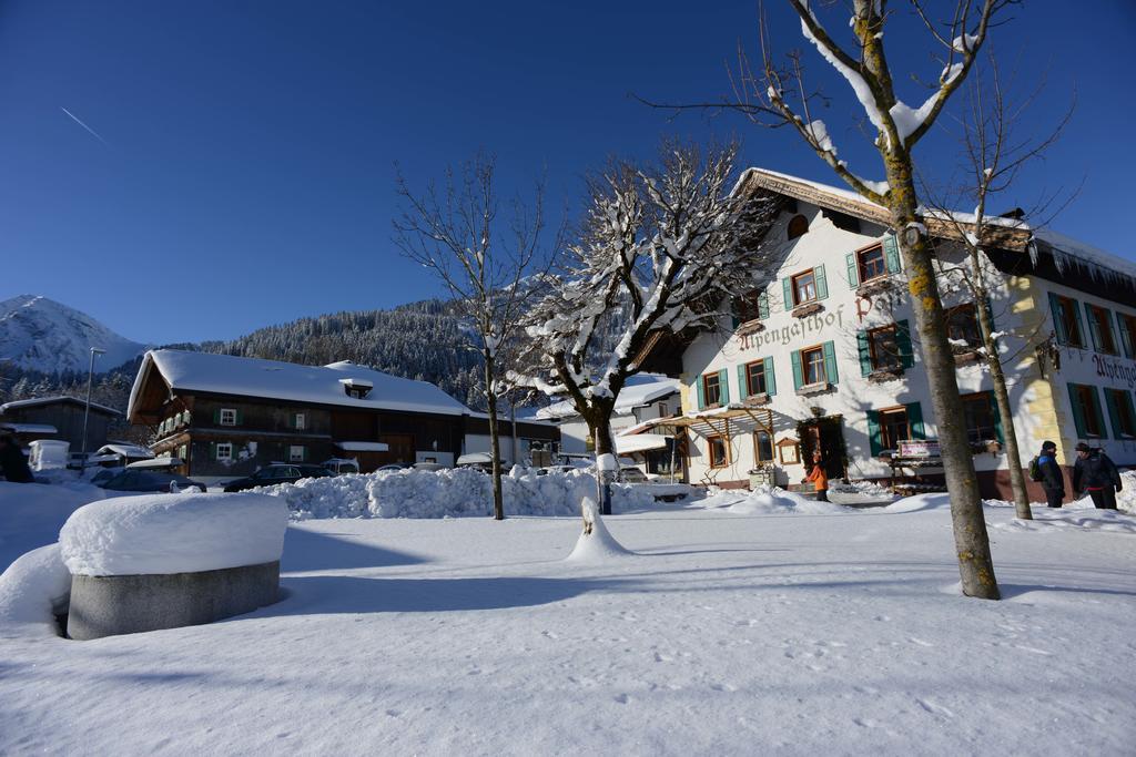 Alpengasthof Zur Post Schattwald Exterior foto